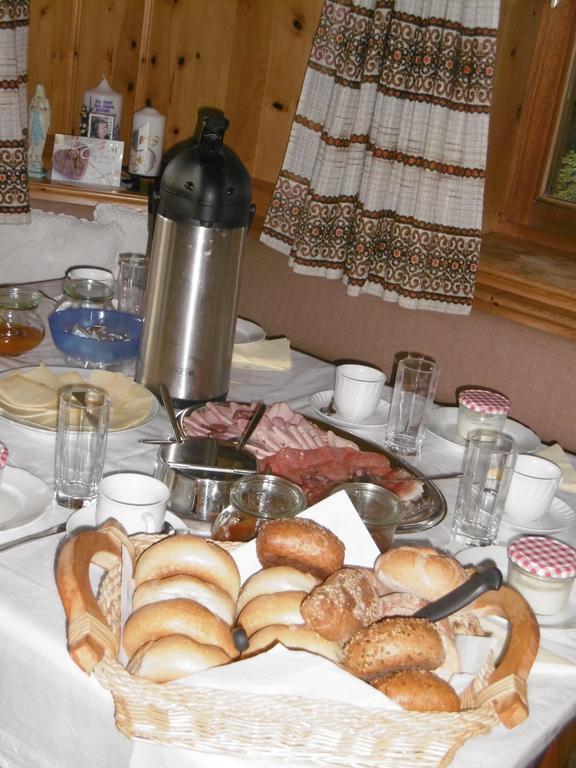 Ferienwohnung Bauernof Mittermüller Feldthurns Zimmer foto